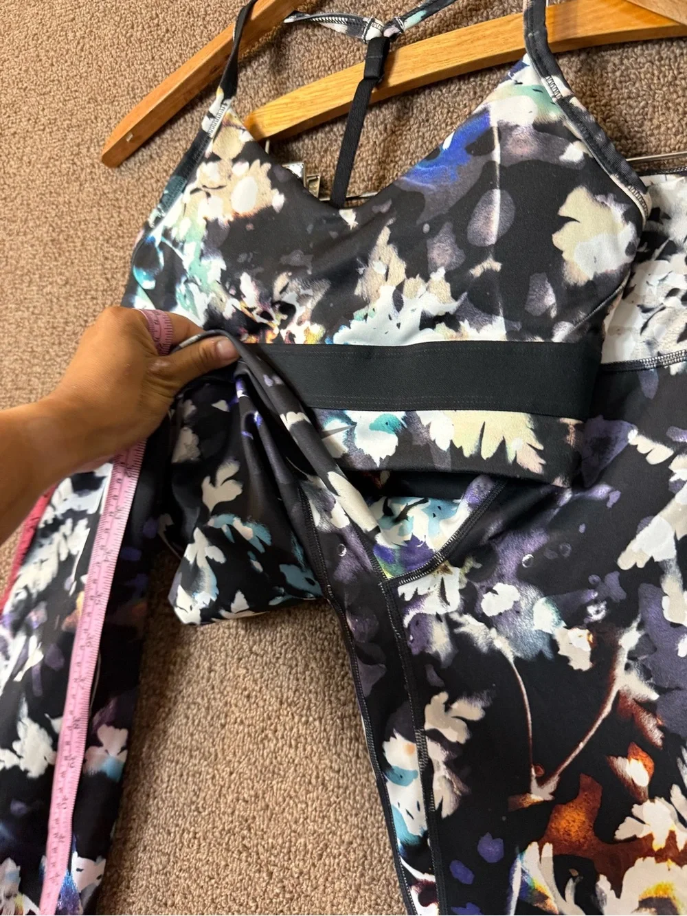 Nike Women's Indy Floral Set Leggings And Bra in Gunsmoke SET(2)
